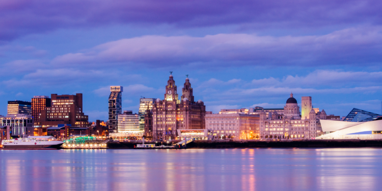 Liverpool Stock photo ID 463384617, credit Boogich 2