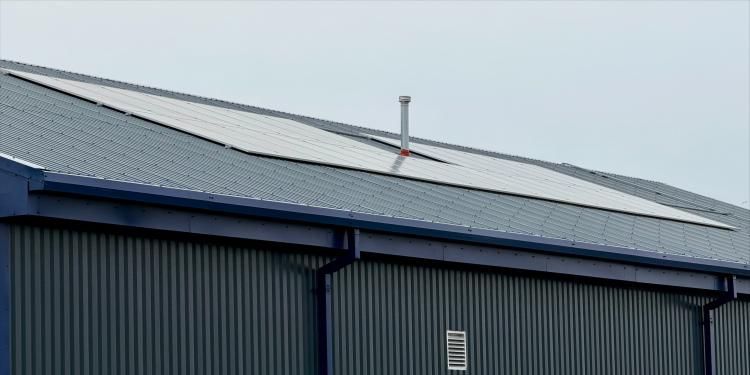 solar pvs on roof of Porthcawl school