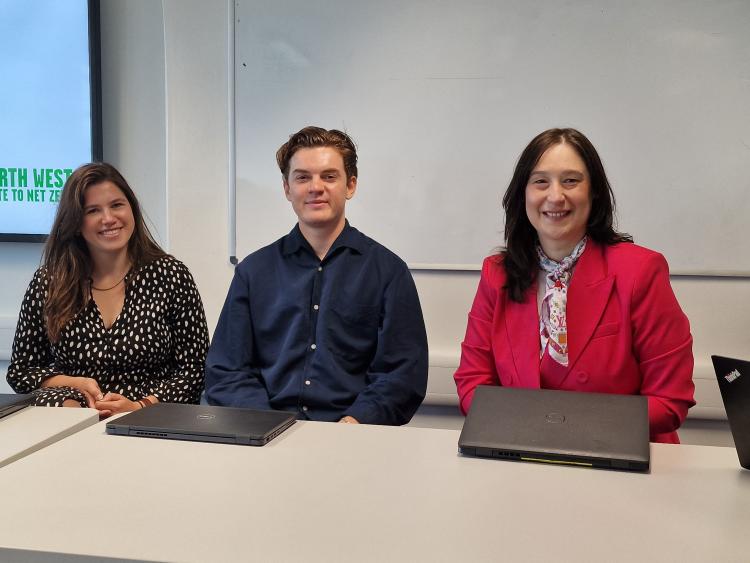 Salix team sitting at a table