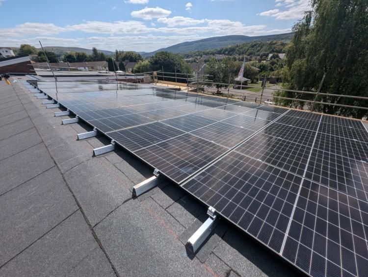 Solar on the roof of Cyfarthfa Junior School 